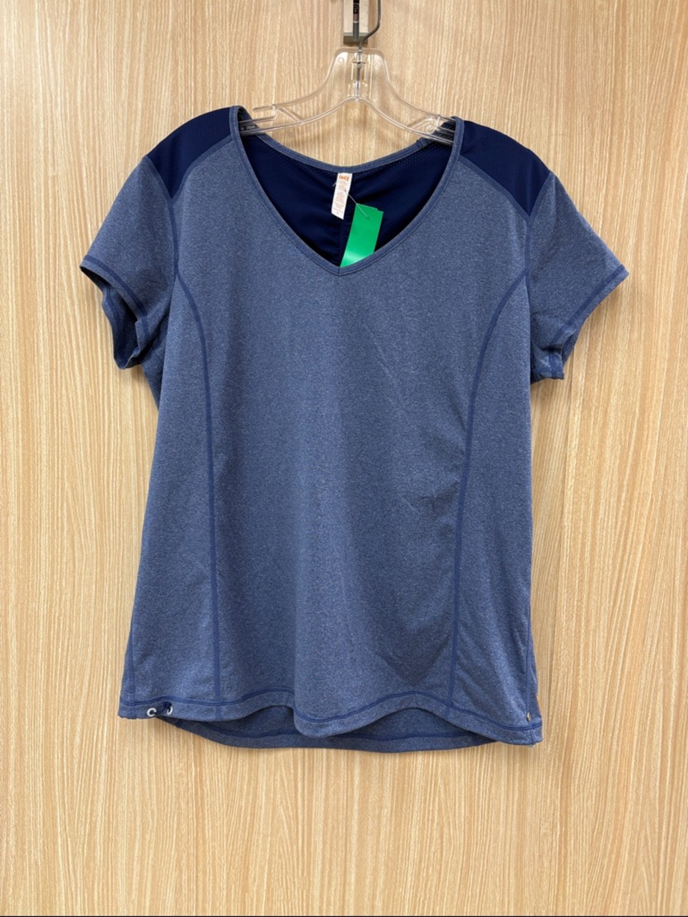 Lucy Blue Dri-Fit To0p Size XL